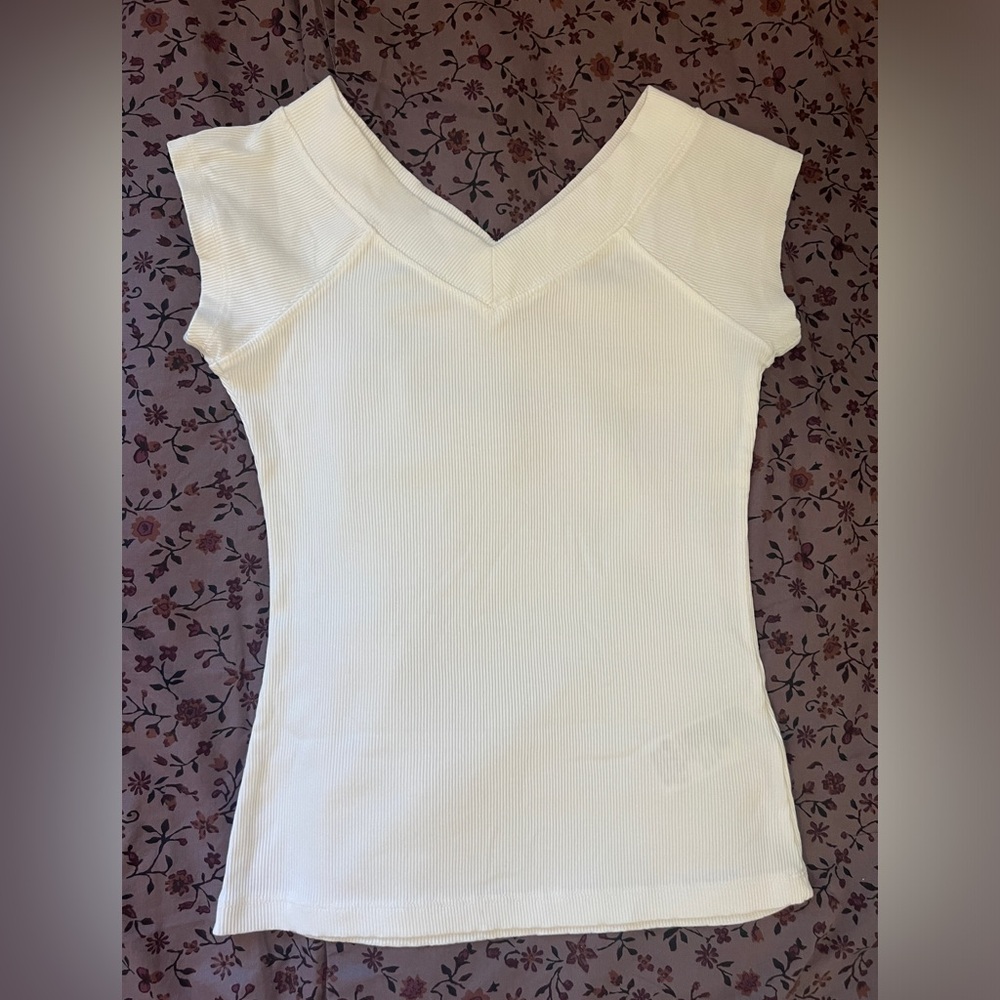 Urban Outfitters BDG white Fitted Muscle Tee
